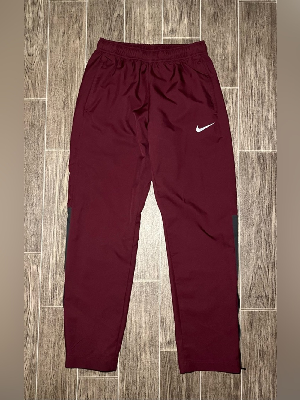 Nike Dri Fit Track Pants Mens Medium Purple Maroon Athletic Training AJ3373-670
